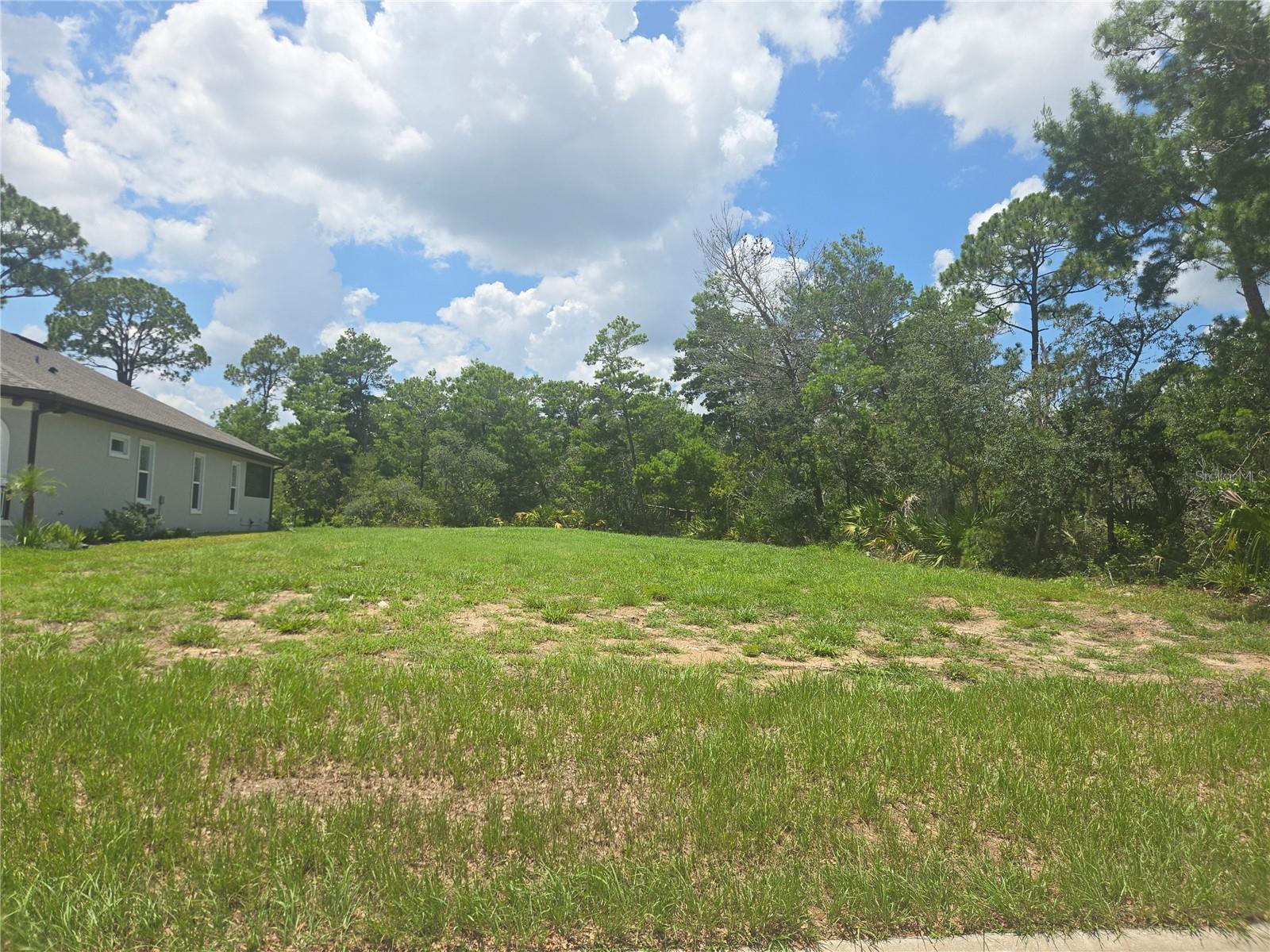 17 Marlin Dr Property Photo 3
