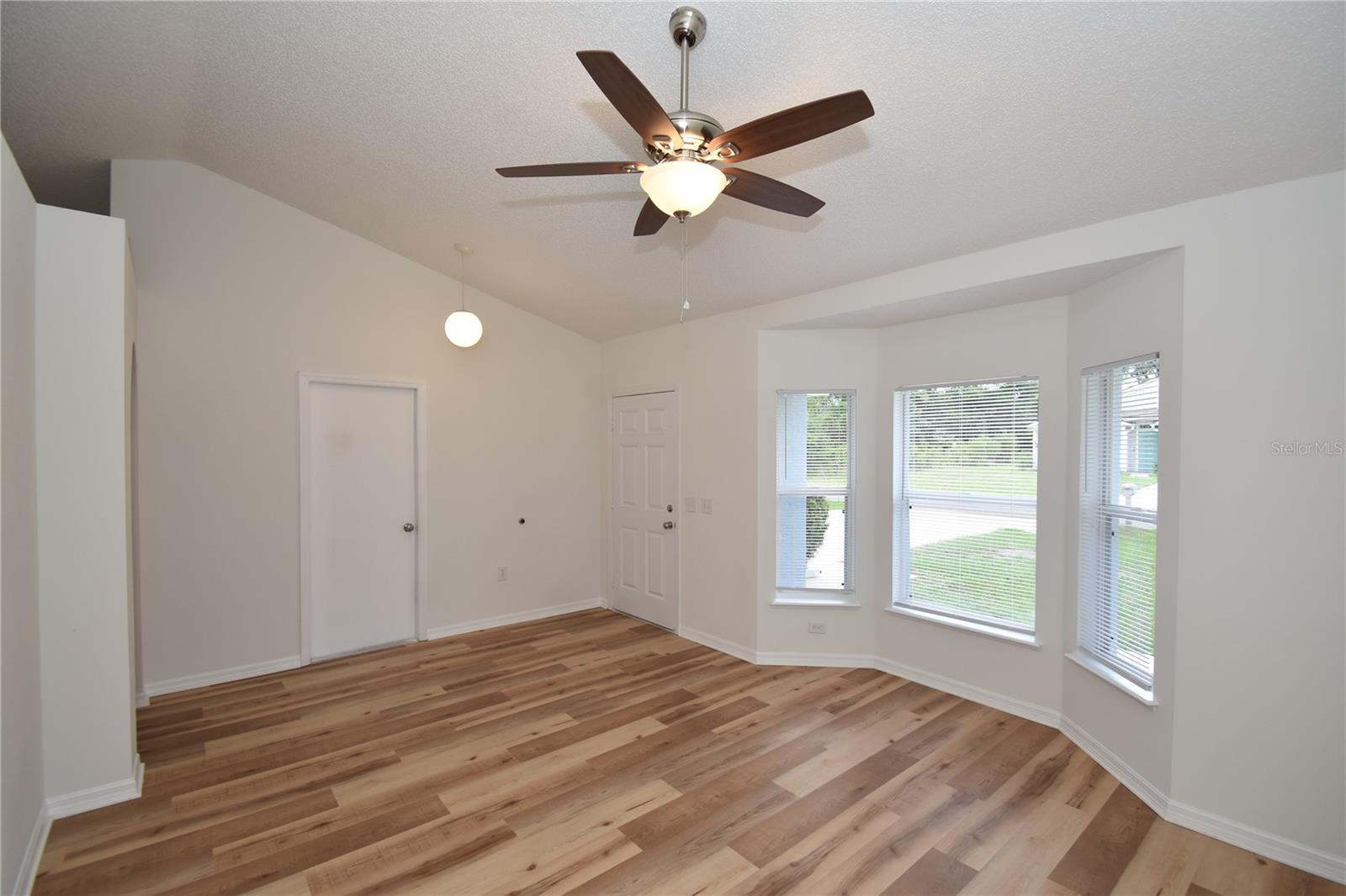 14 Ryley Ln Property Photo 3