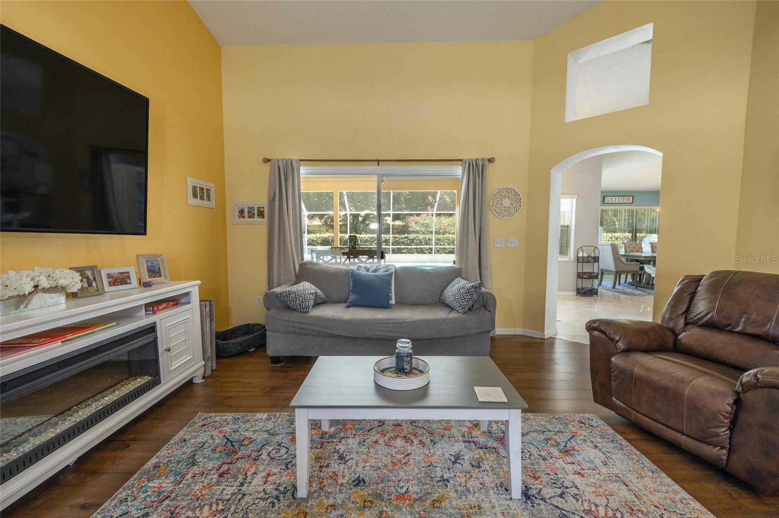 5 Fairfax Ct Property Photo 9