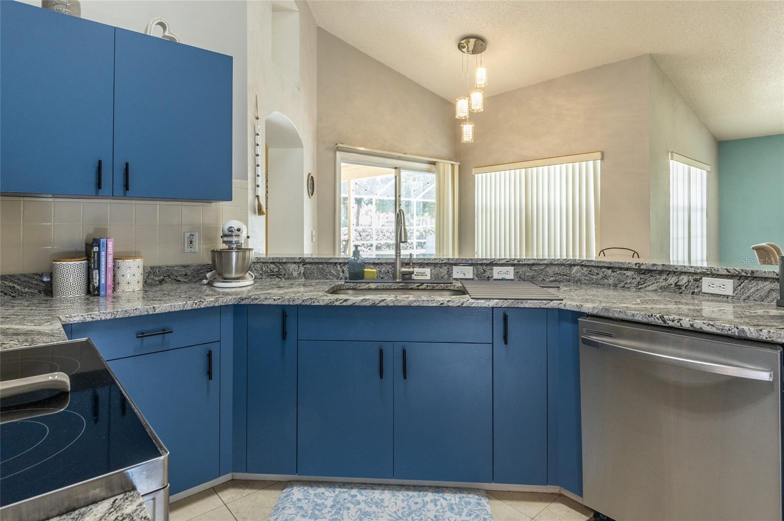 5 Fairfax Ct Property Photo 13