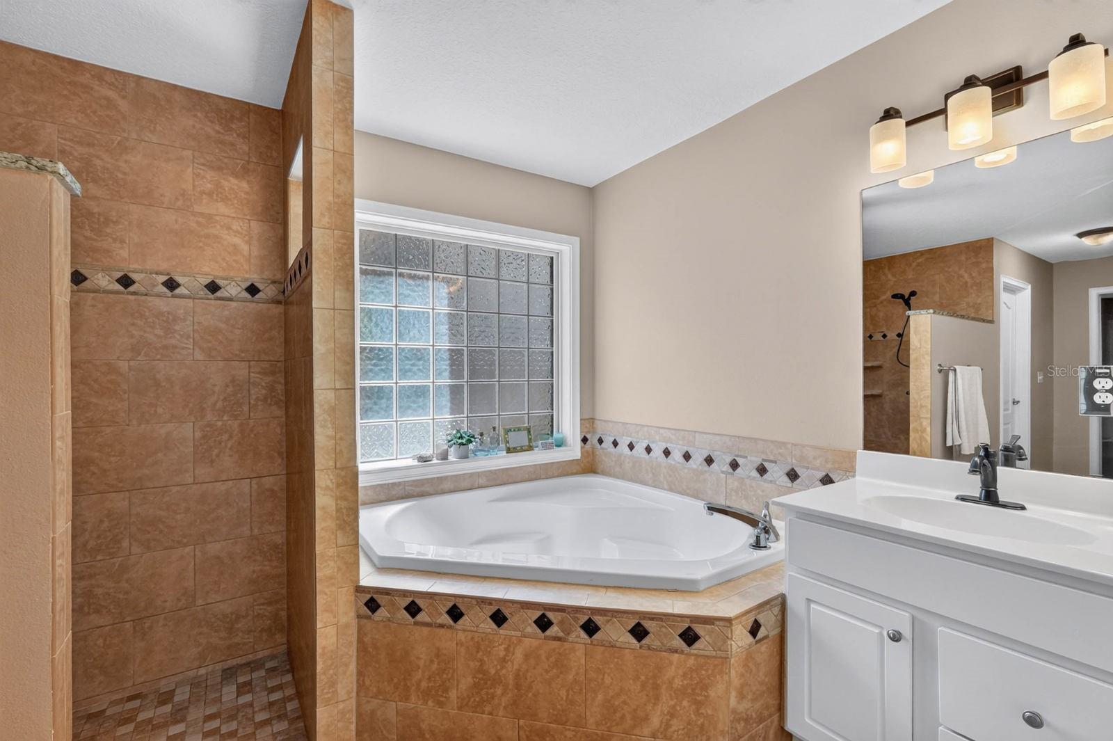 2322 Stonebridge Way Property Photo 19
