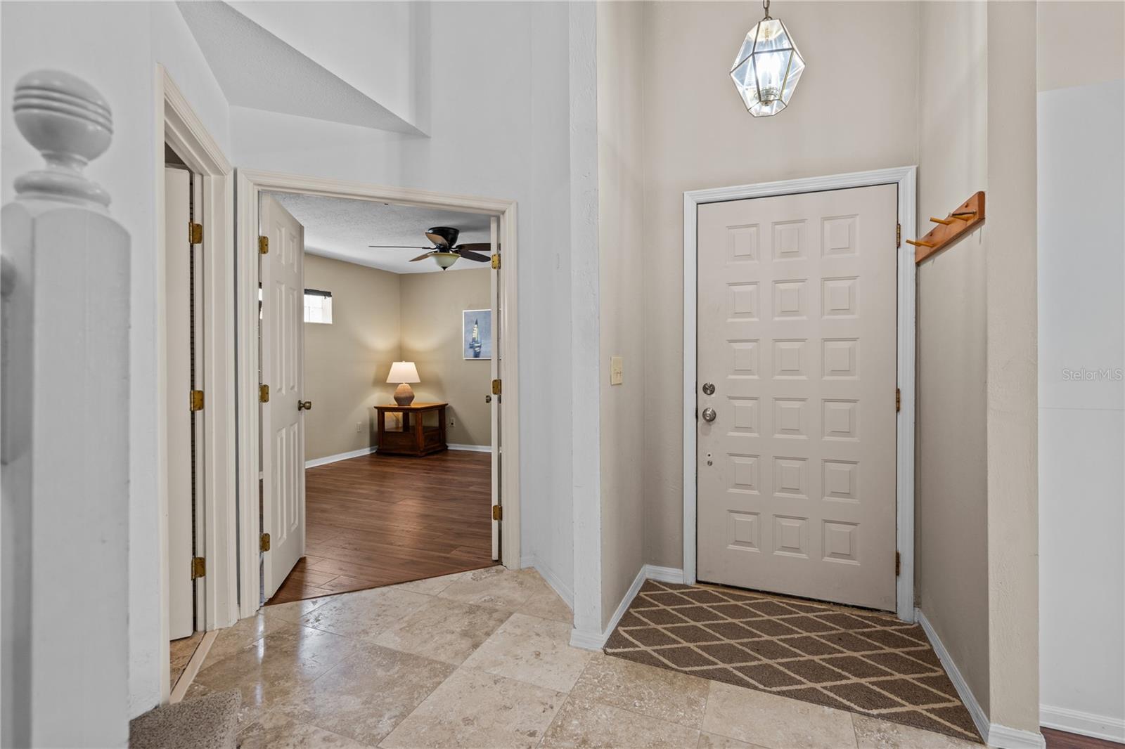 254 Glenbriar Cir Property Photo 3
