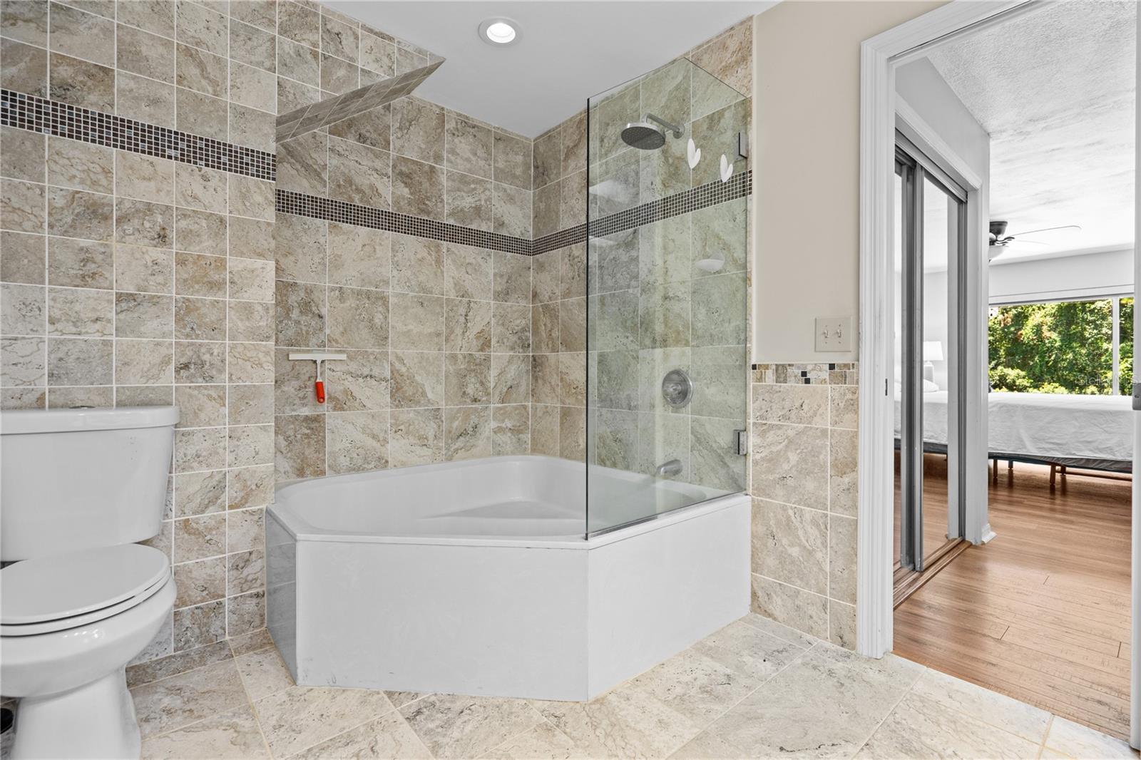 254 Glenbriar Cir Property Photo 26