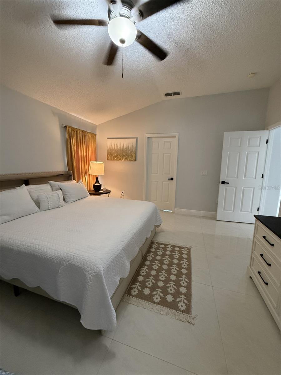 14 Wayland Pl Property Photo 26