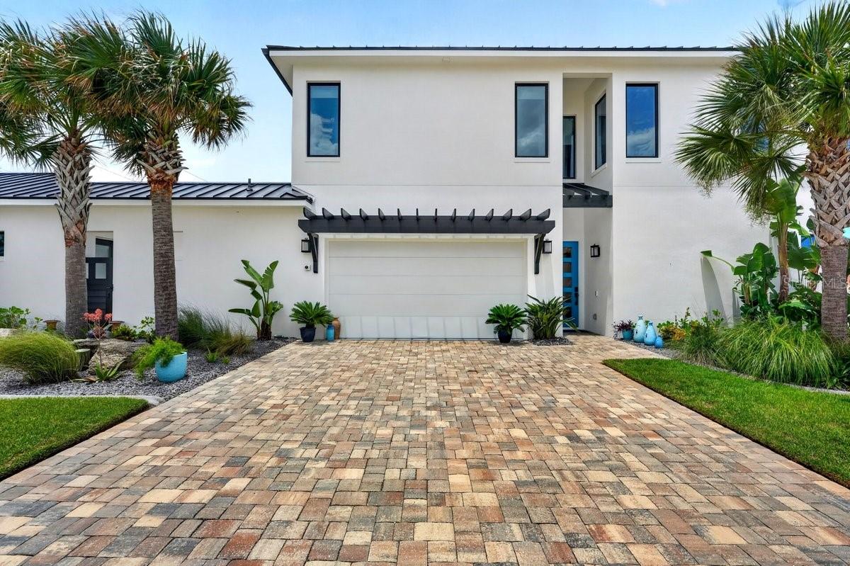 2574 S Ocean Shore Blvd Property Photo 7