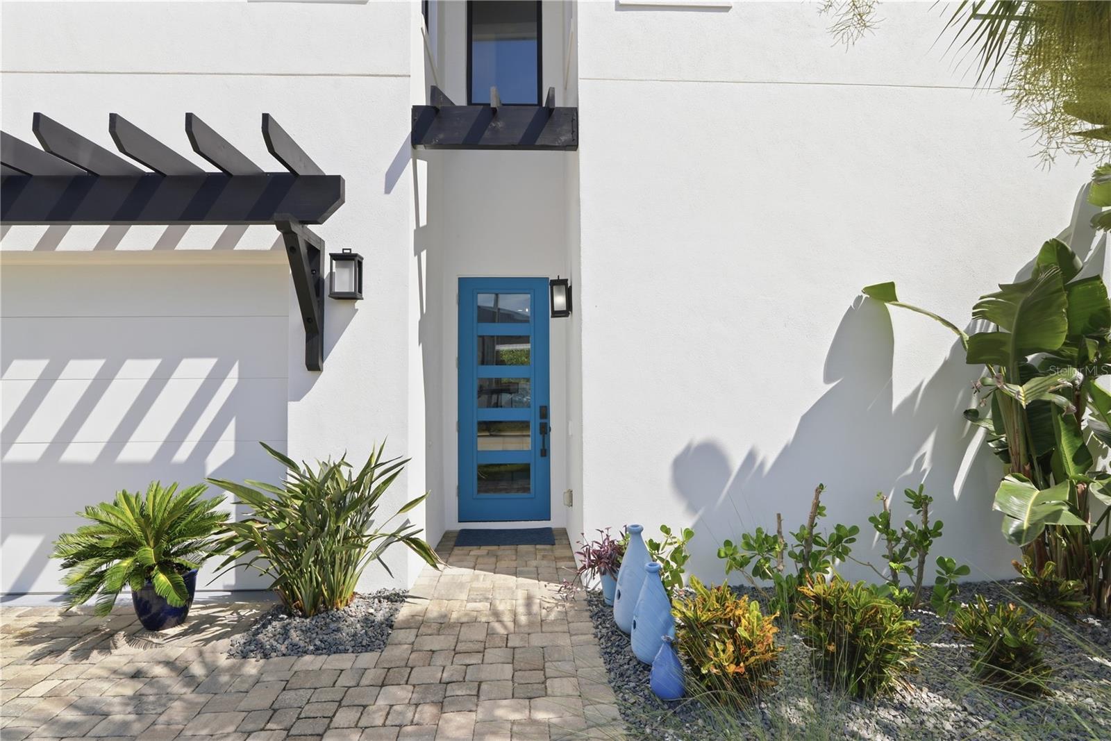 2574 S Ocean Shore Blvd Property Photo 8