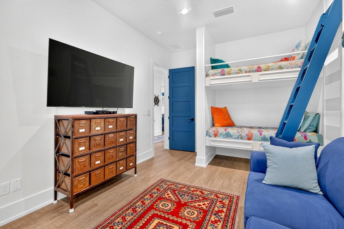 2574 S Ocean Shore Blvd Property Photo 33