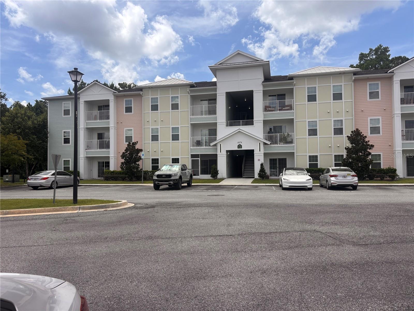 4974 Key Lime Dr #106 Property Photo 1