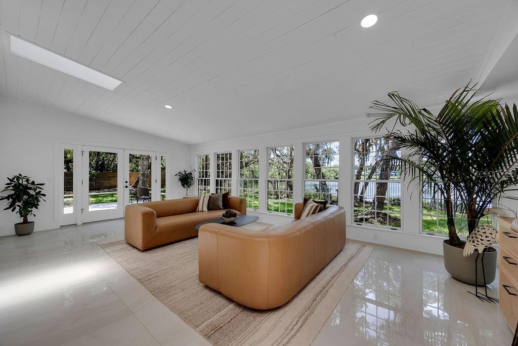 FC320109 Property Photo 29