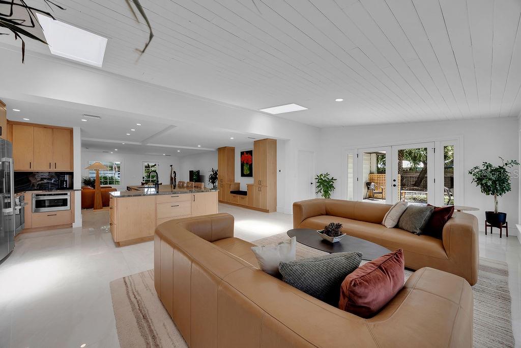 FC320109 Property Photo 30