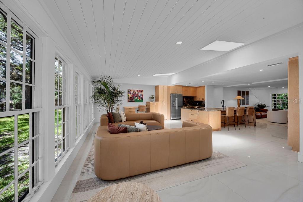 FC320109 Property Photo 31