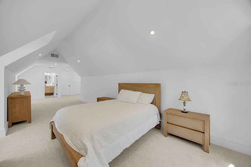 FC320109 Property Photo 64