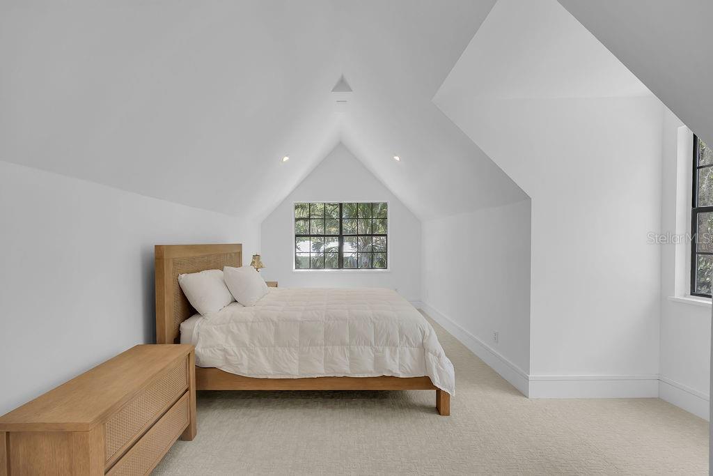 FC320109 Property Photo 66