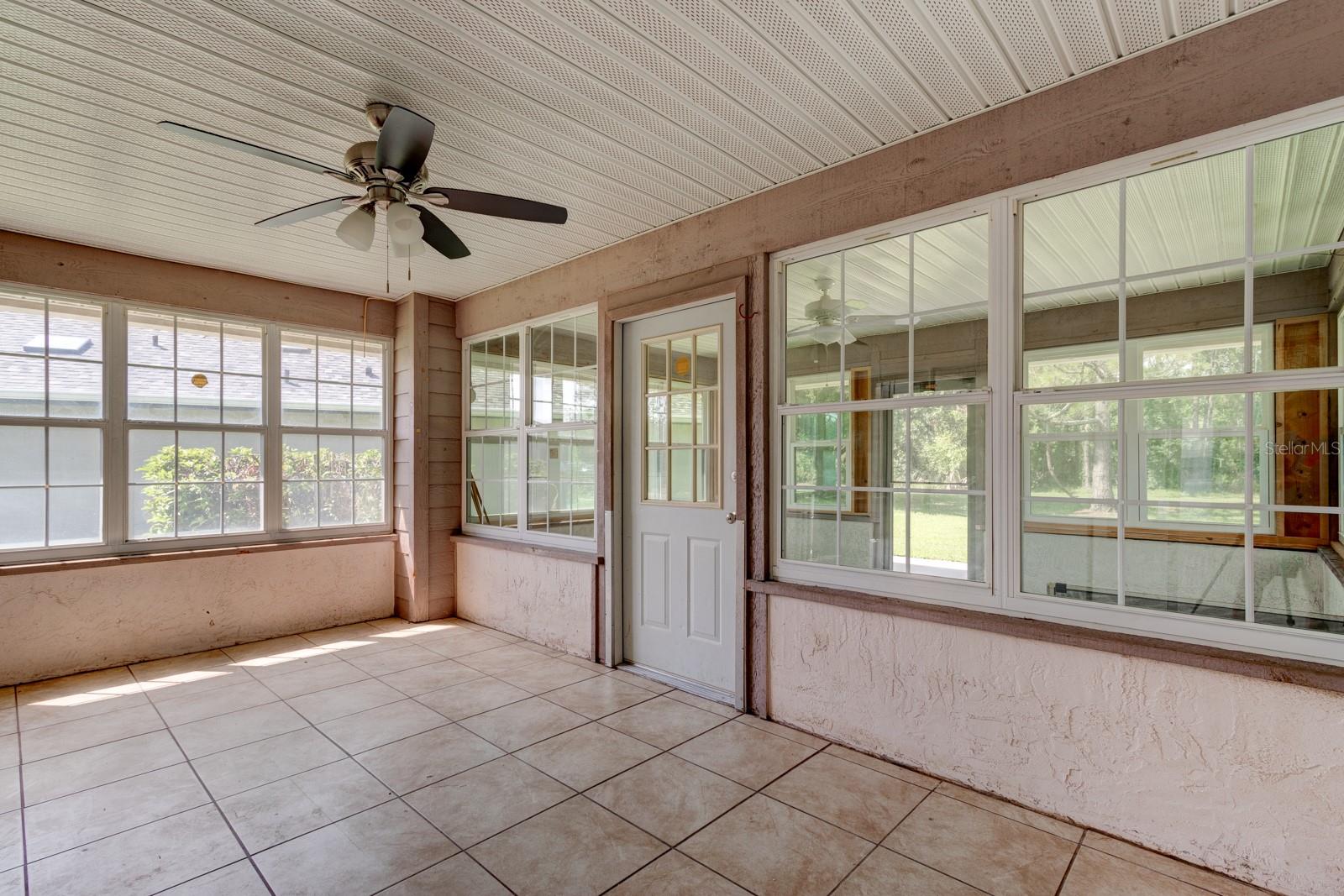 317 Glenbriar Cir Property Photo 25