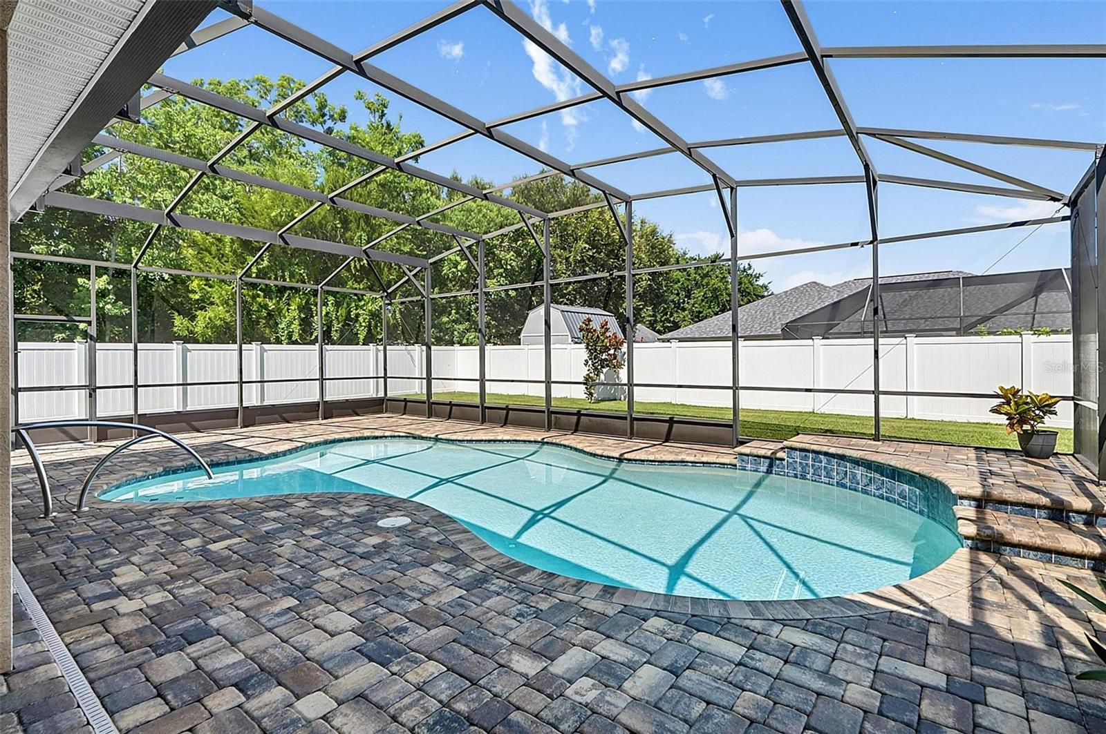 2 Lytton Ln Property Photo 21