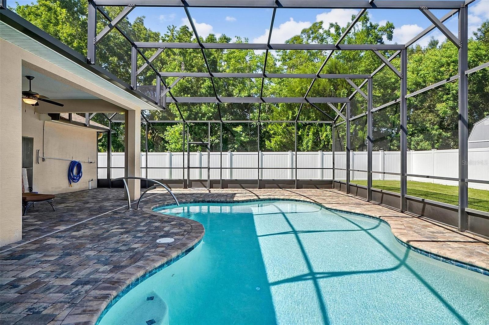 2 Lytton Ln Property Photo 23