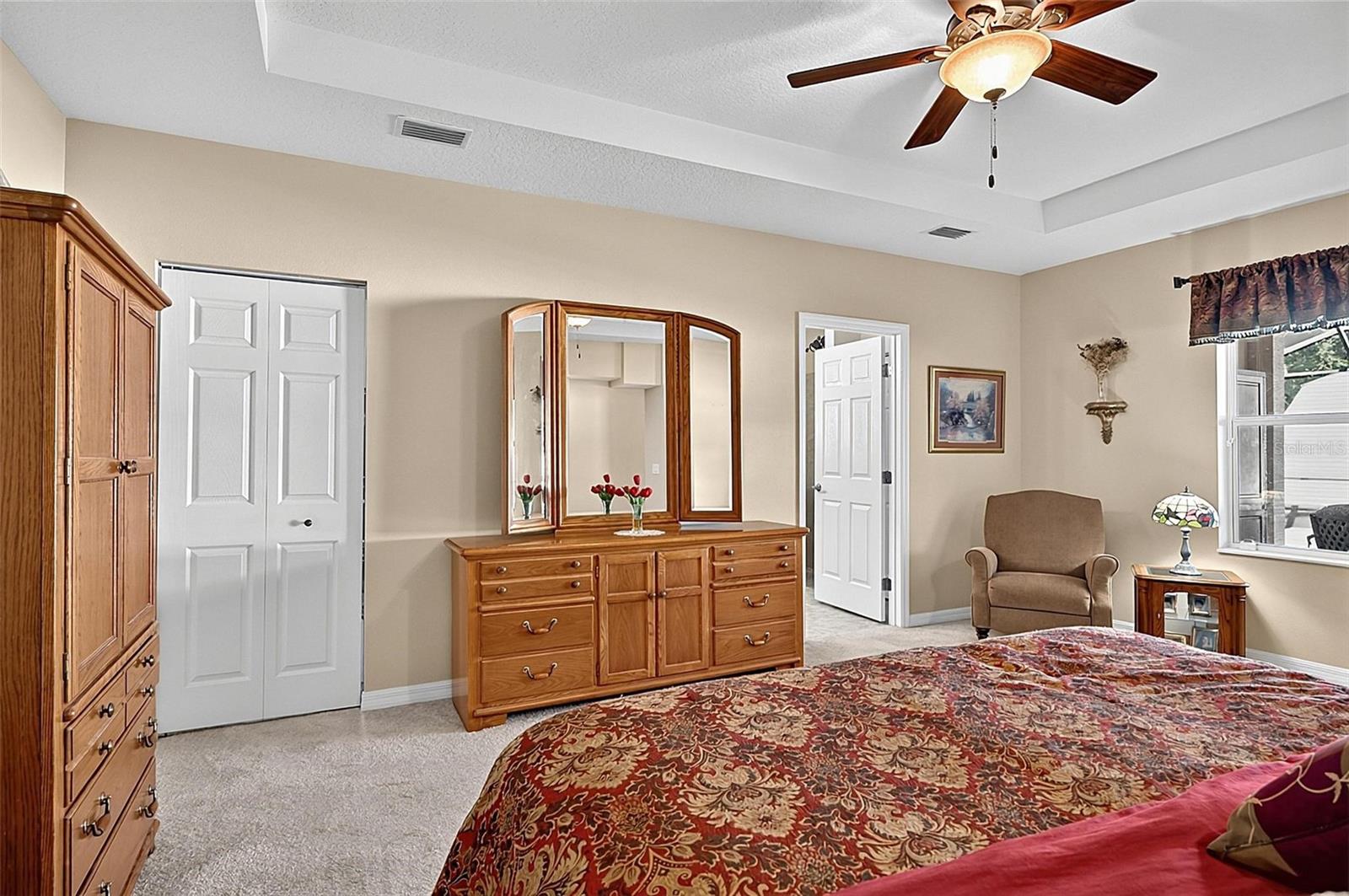 2 Lytton Ln Property Photo 32