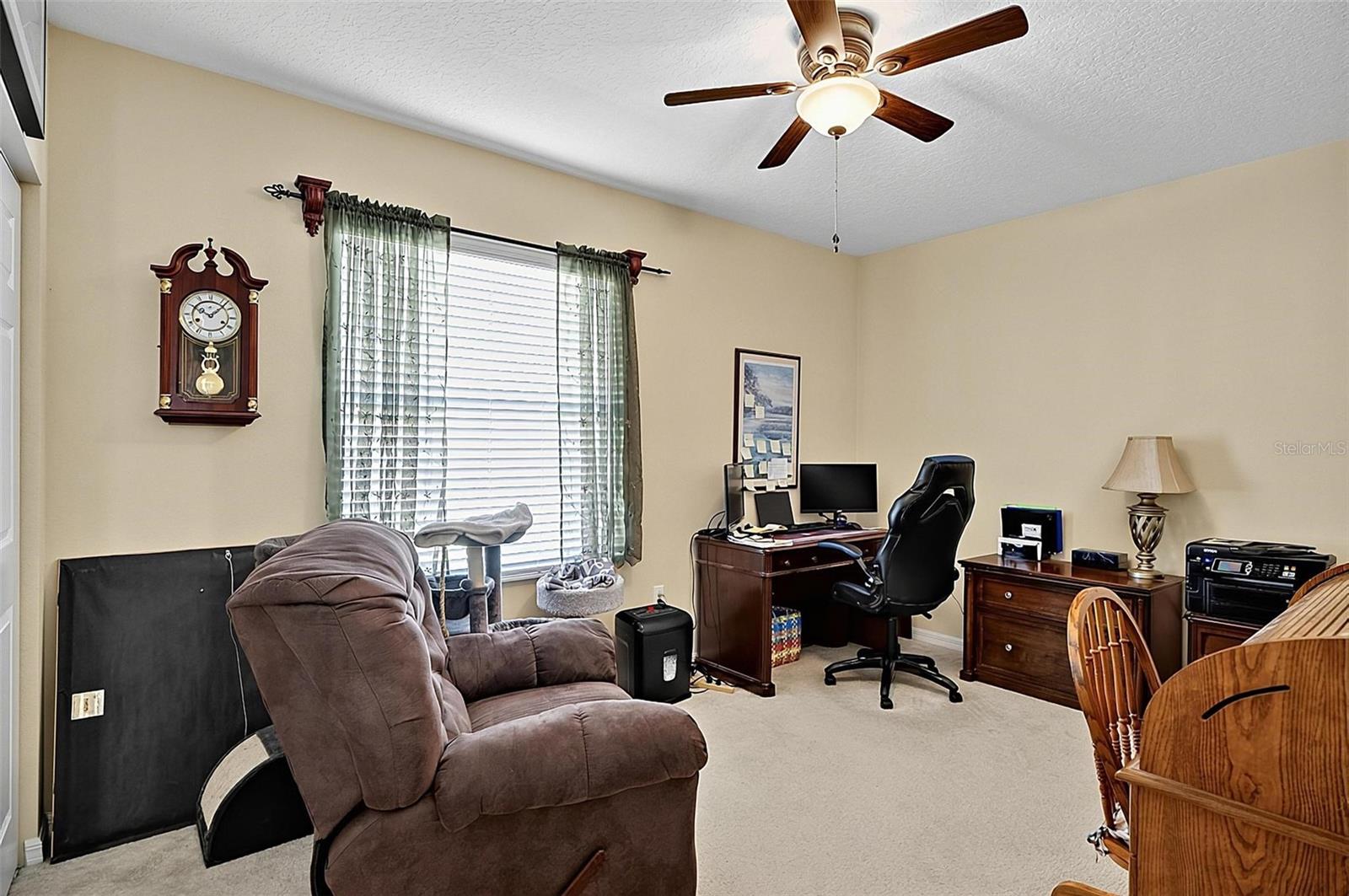 2 Lytton Ln Property Photo 40