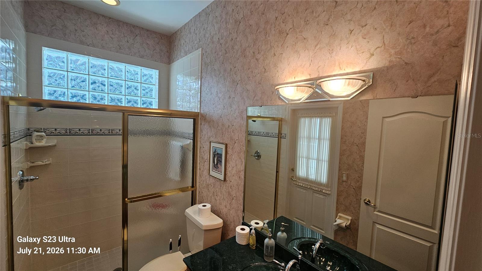 12 Foxfords Chase Property Photo 18