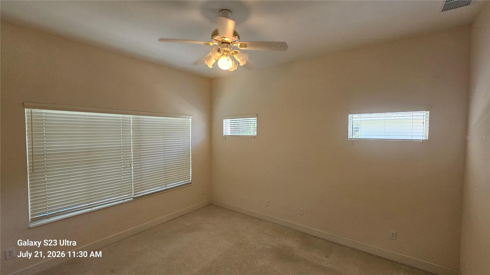 12 Foxfords Chase Property Photo 20