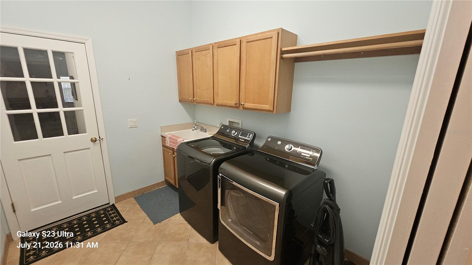 12 Foxfords Chase Property Photo 23