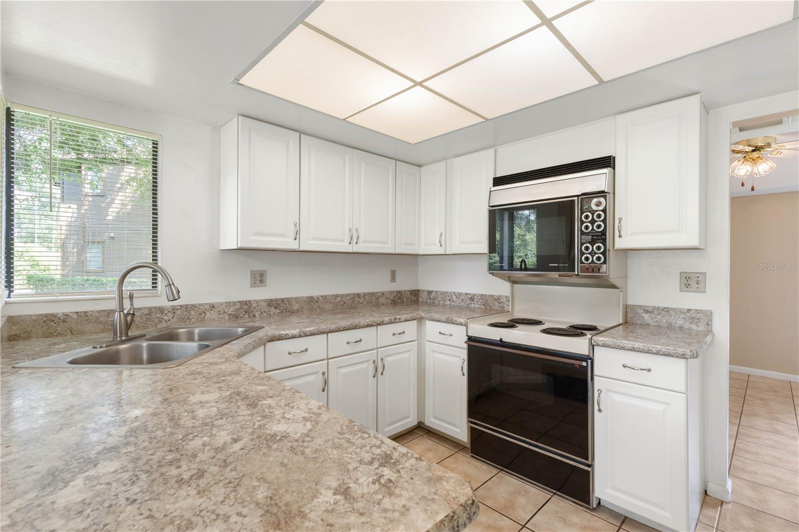 37 Hembury Ln #37 Property Photo 17
