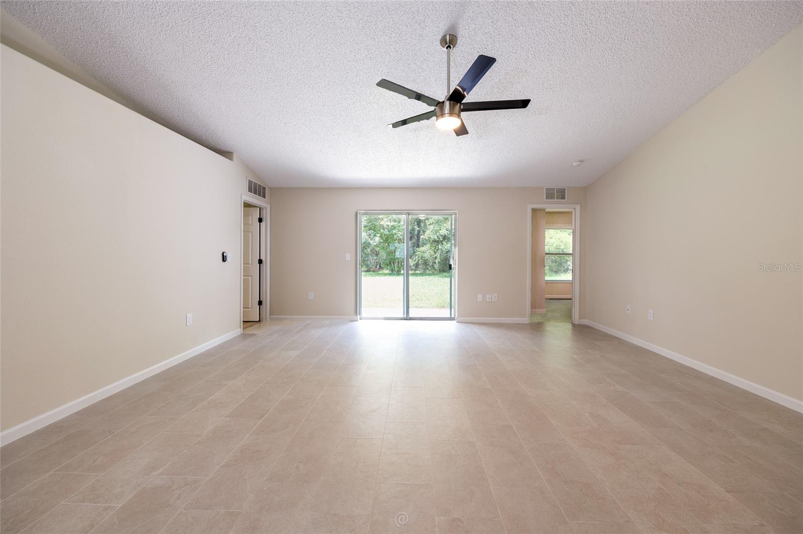 19 Burrell Pl Property Photo 16