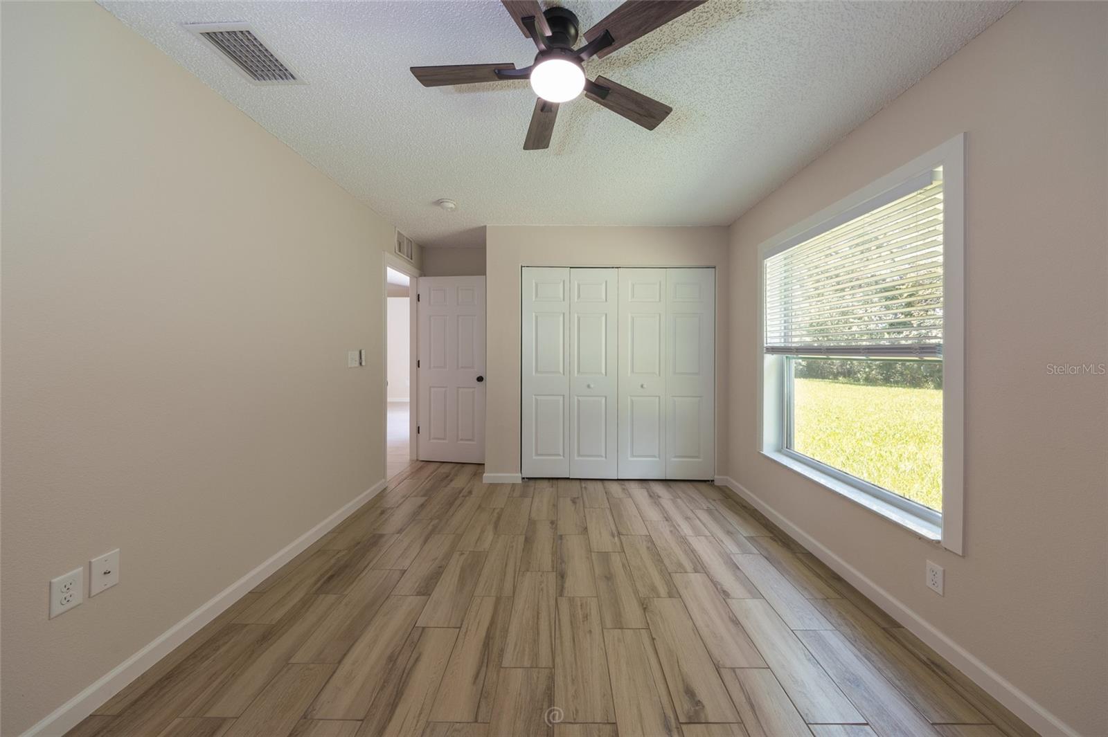 19 Burrell Pl Property Photo 30