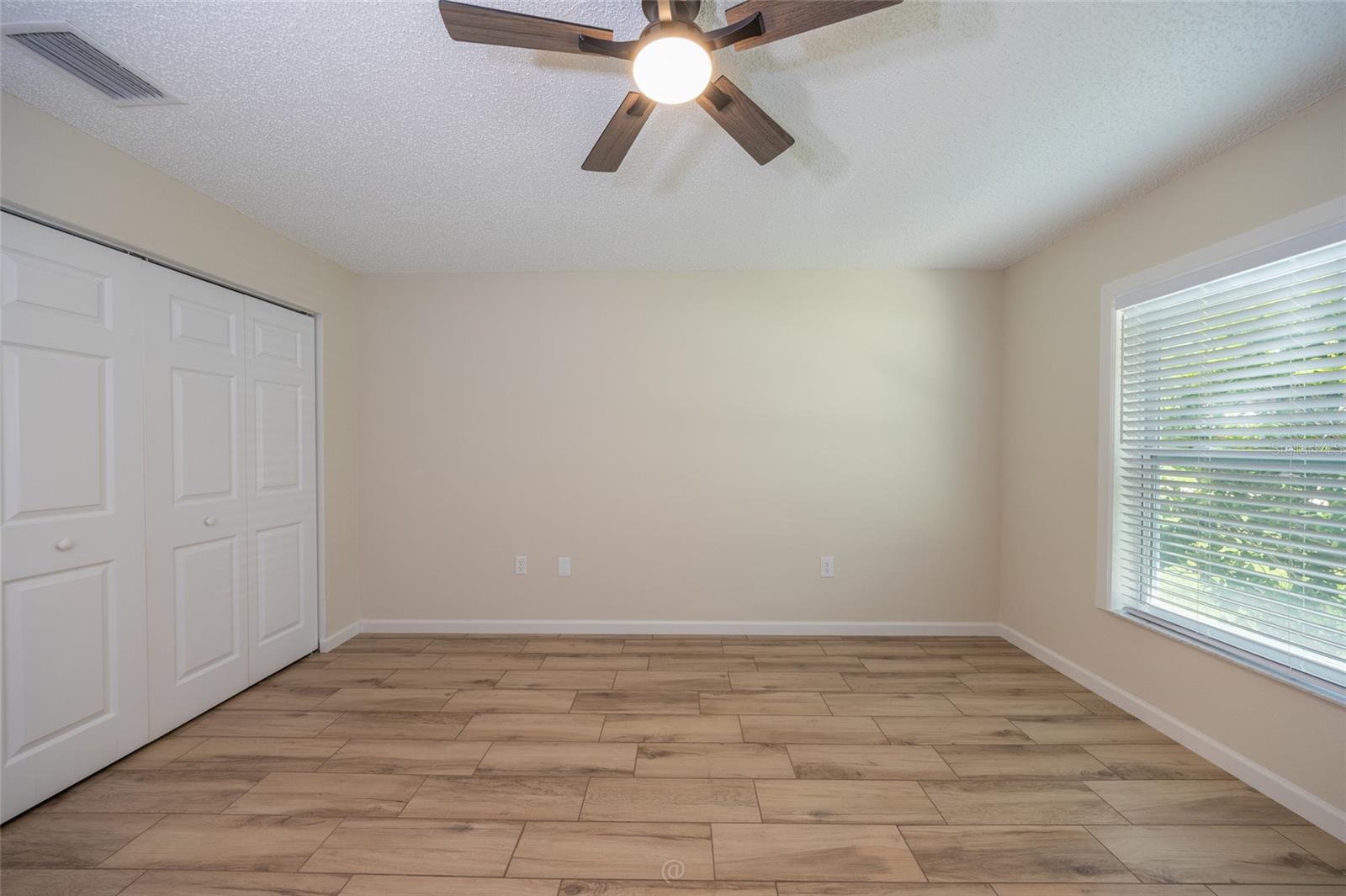 19 Burrell Pl Property Photo 34