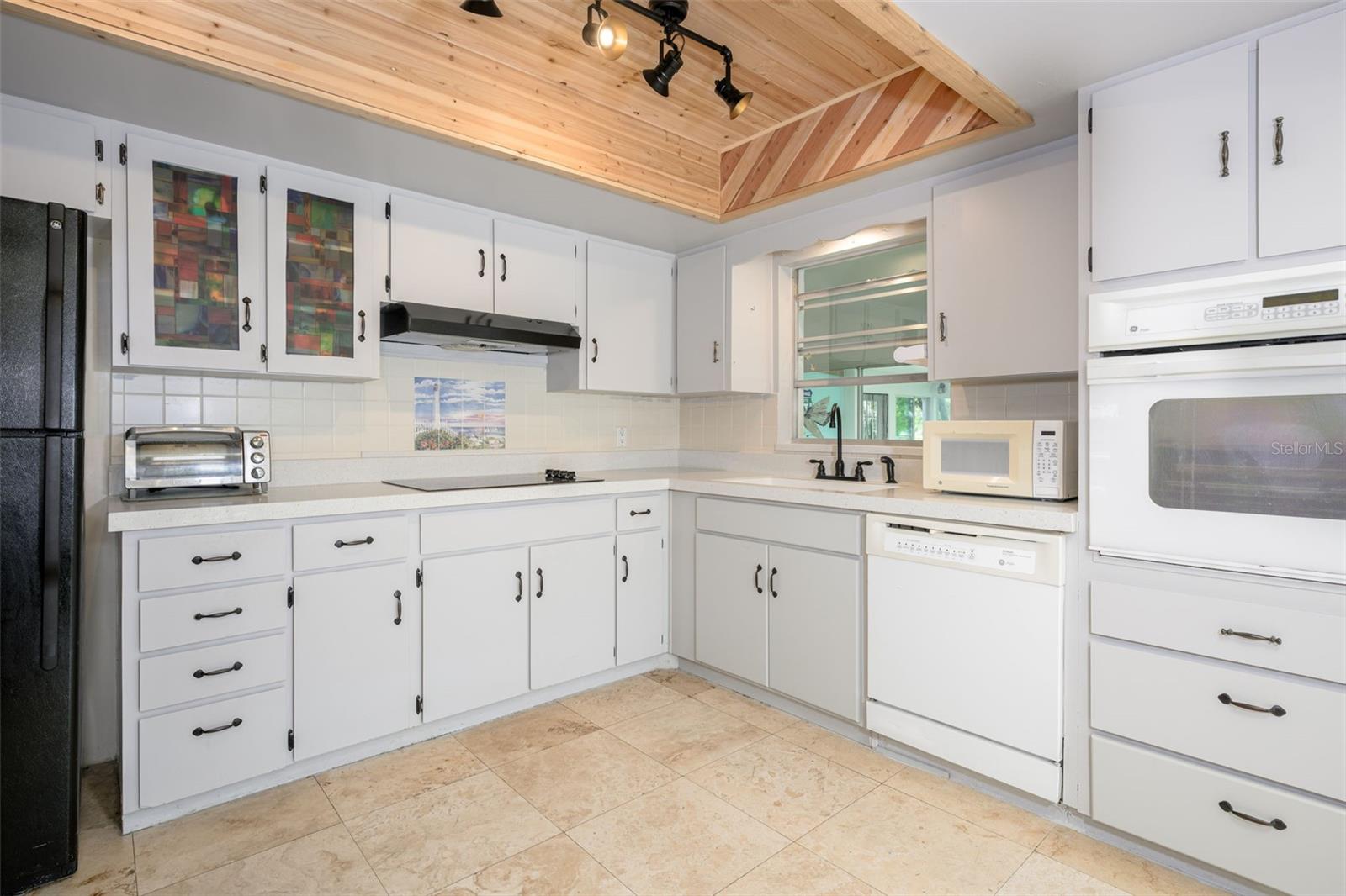 30 Fernham Ln Property Photo 9
