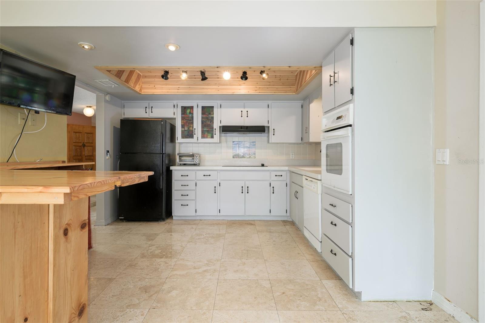 30 Fernham Ln Property Photo 10