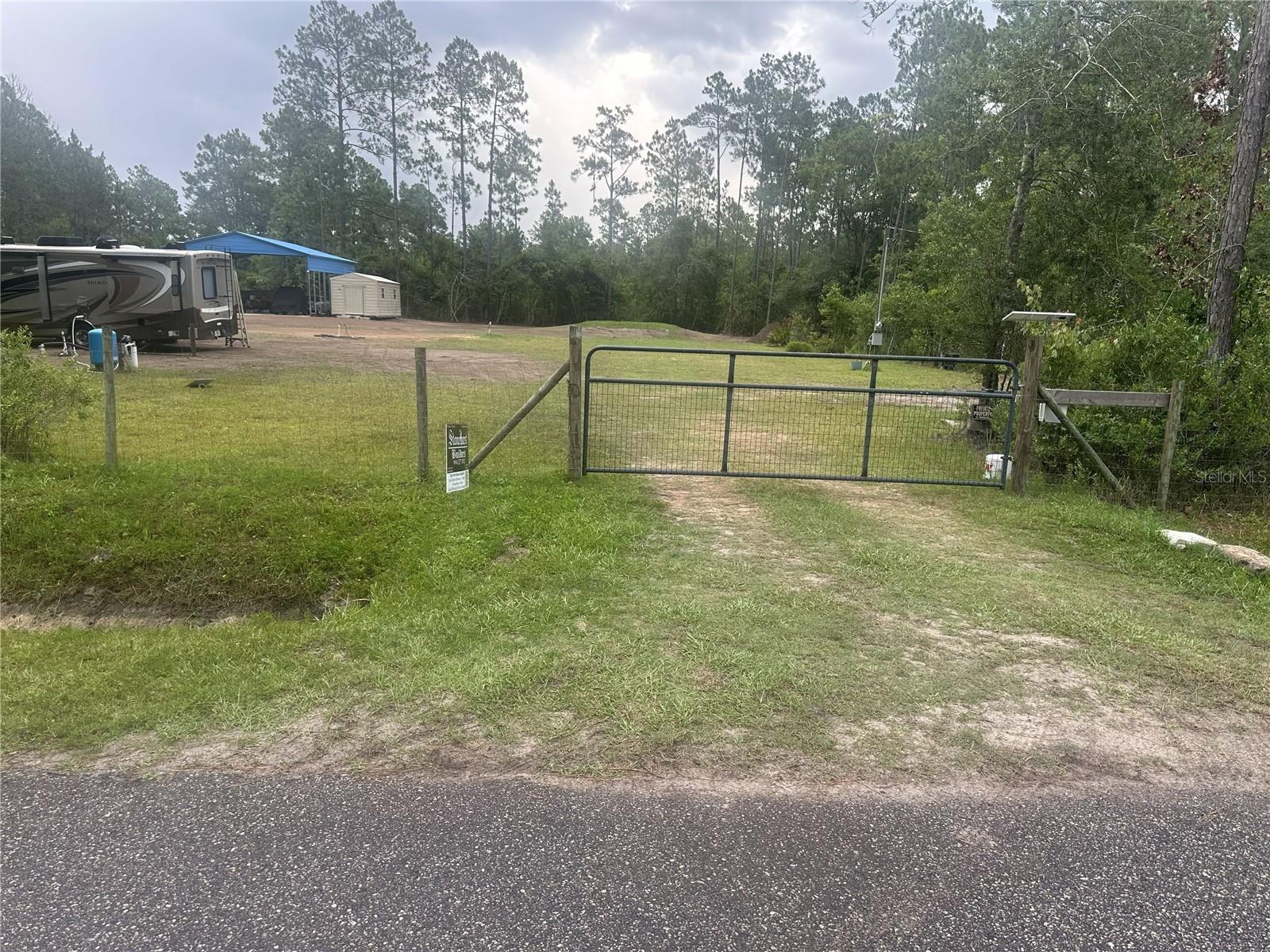 10220 Crotty Ave Property Photo 2