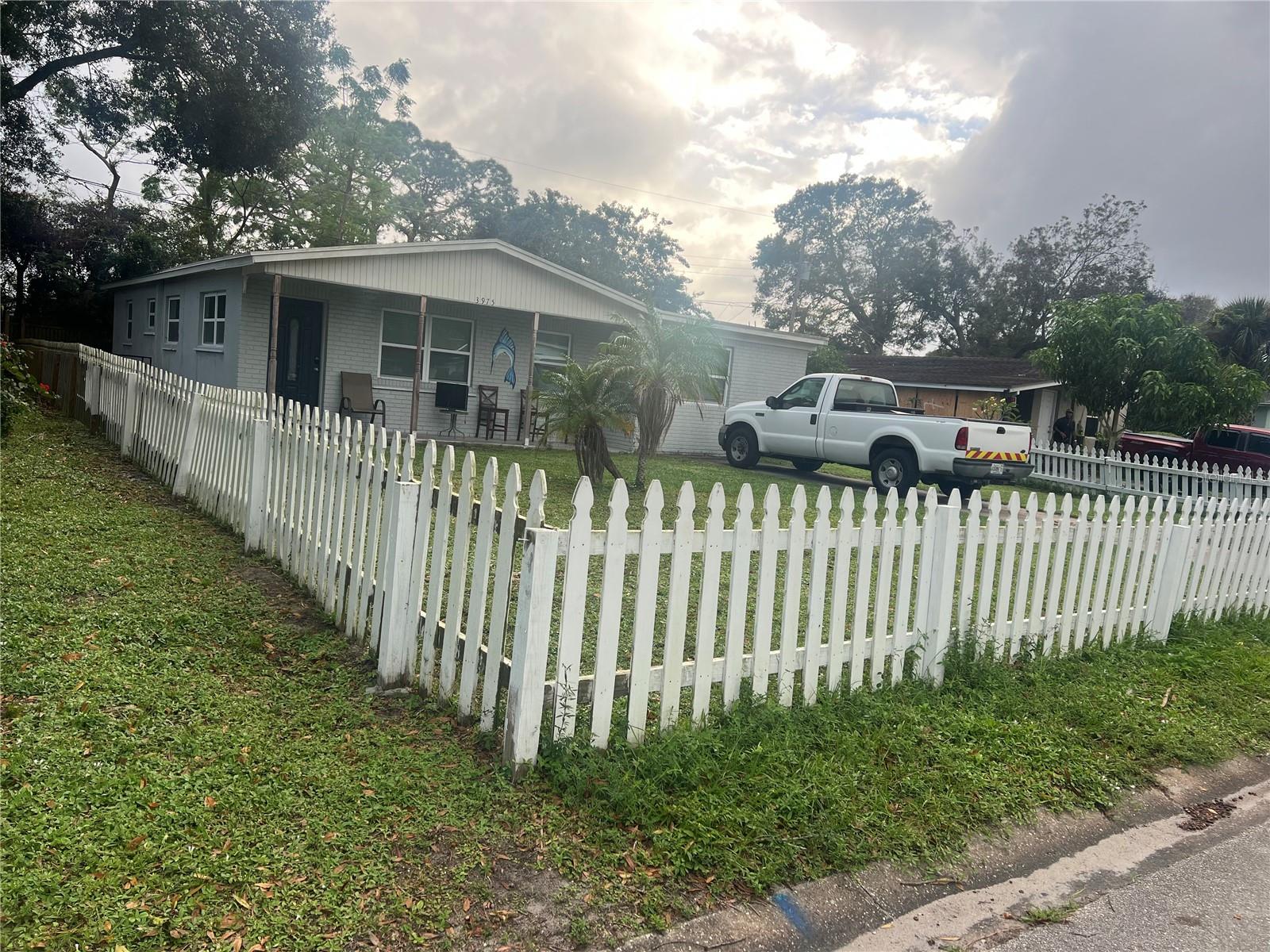 3945 47th Street Property Photo 3