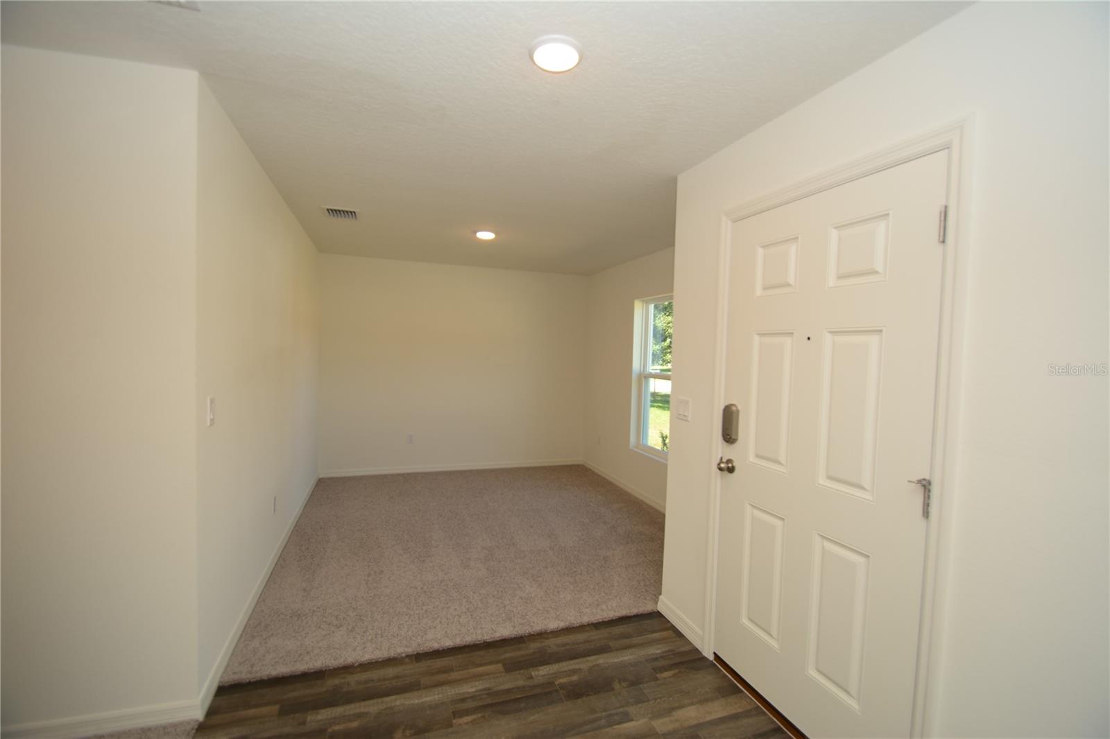 93 Panorama Dr Property Photo 3