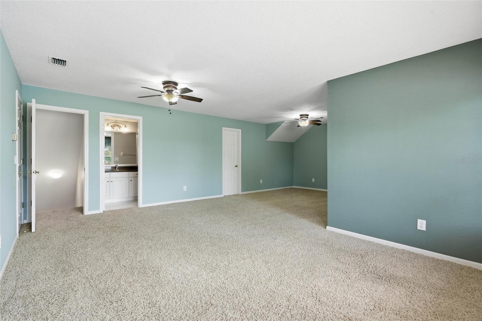 1413 Course View Property Photo 52