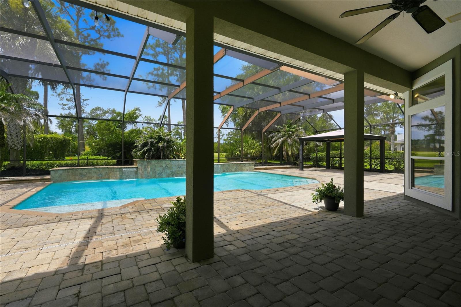 1413 Course View Property Photo 55