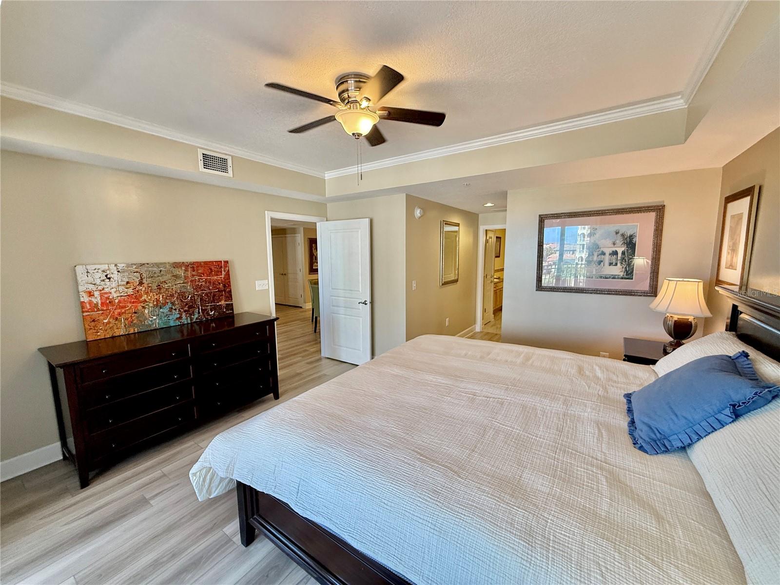 200 Ocean Crest Dr #408 Property Photo 19