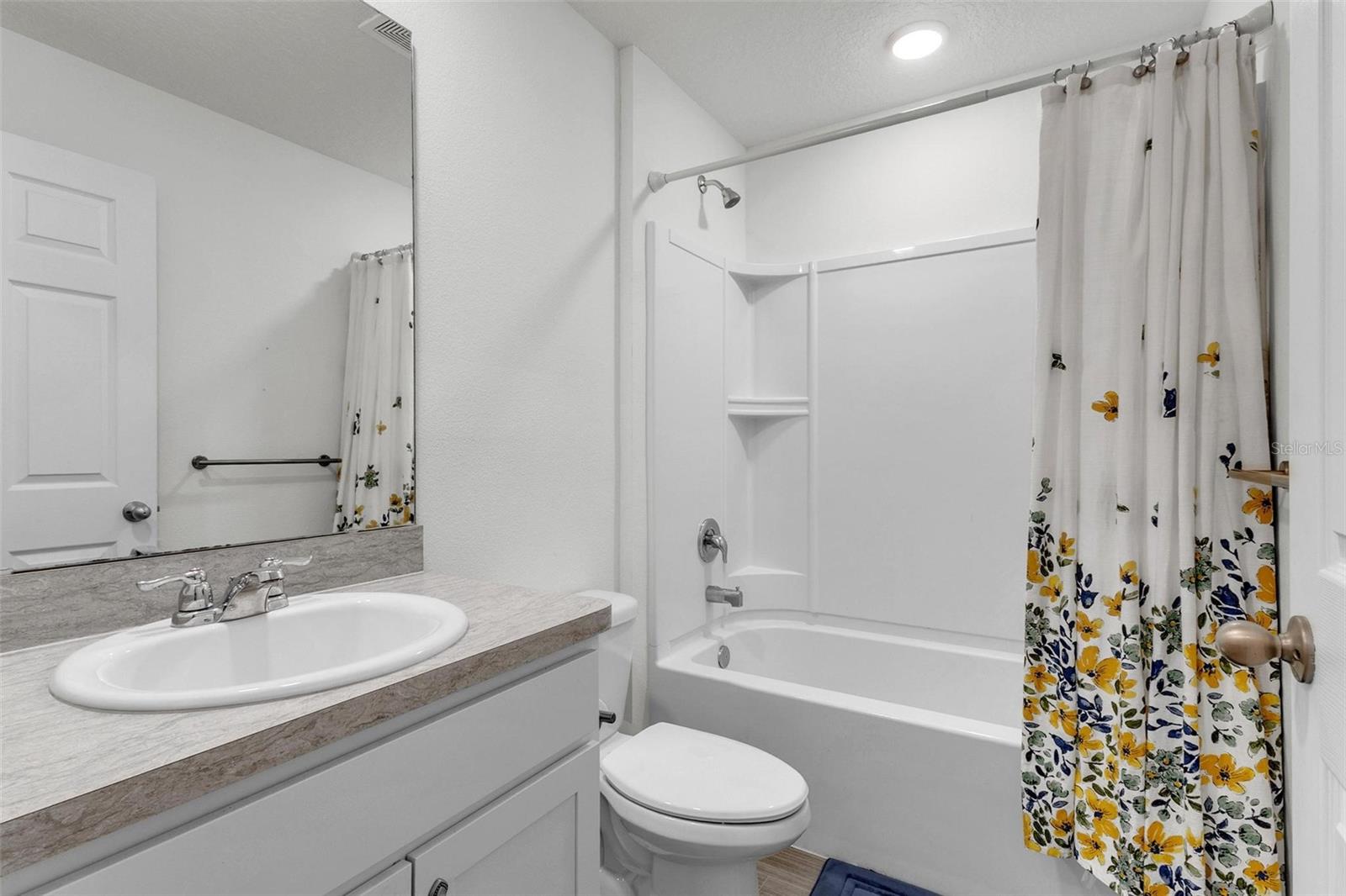 159 Persimmon Dr Property Photo 24