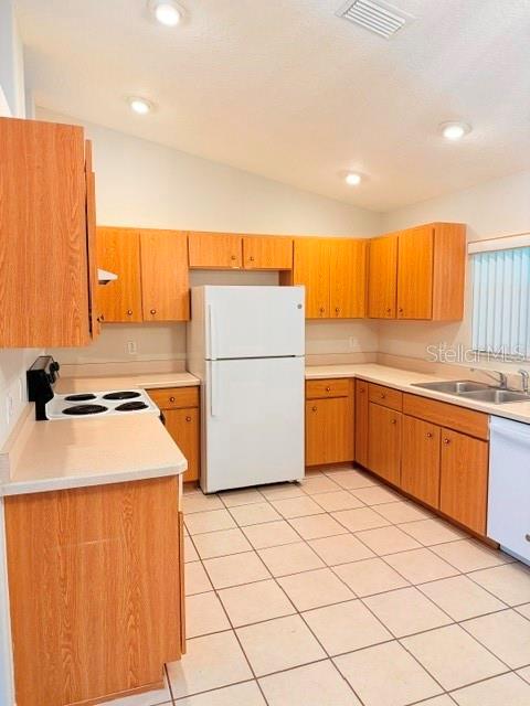5 Pontiac Ln #b Property Photo 6