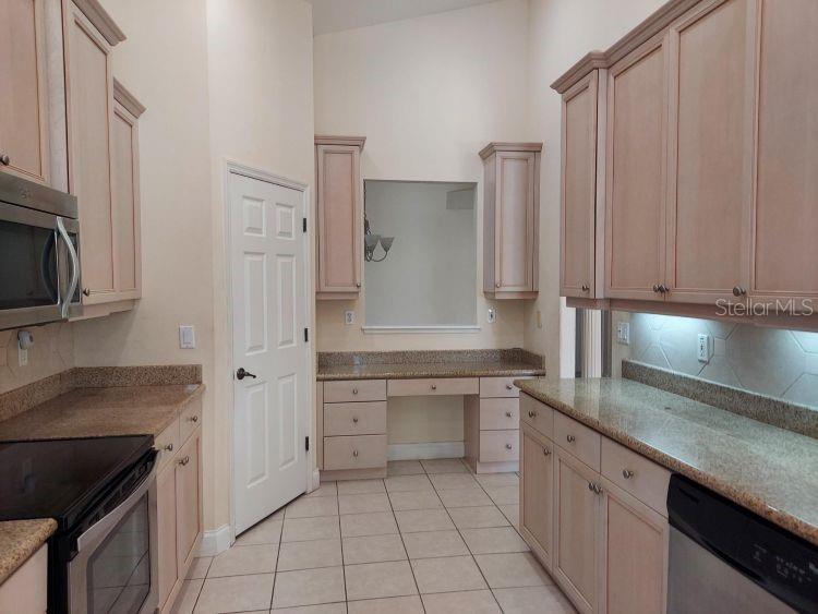 10 Village View Way Property Photo 6