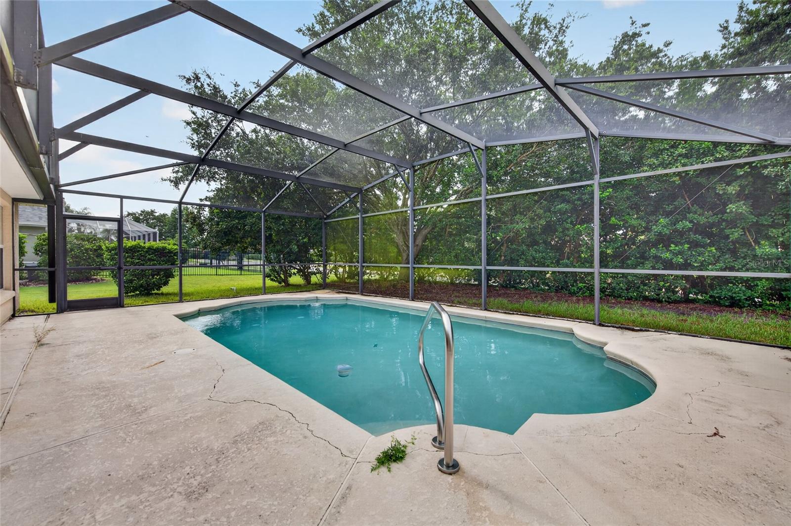 8 Black Water Way Property Photo 3