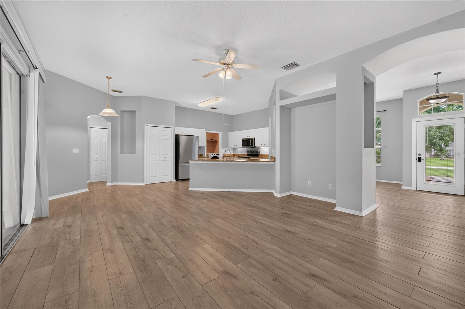 8 Black Water Way Property Photo 9
