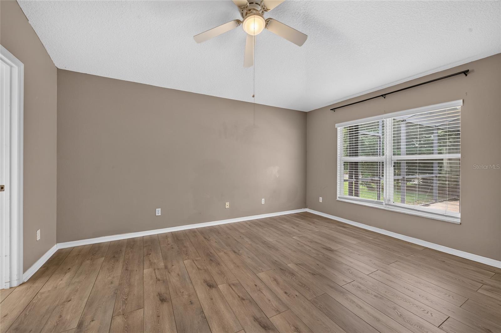 8 Black Water Way Property Photo 13