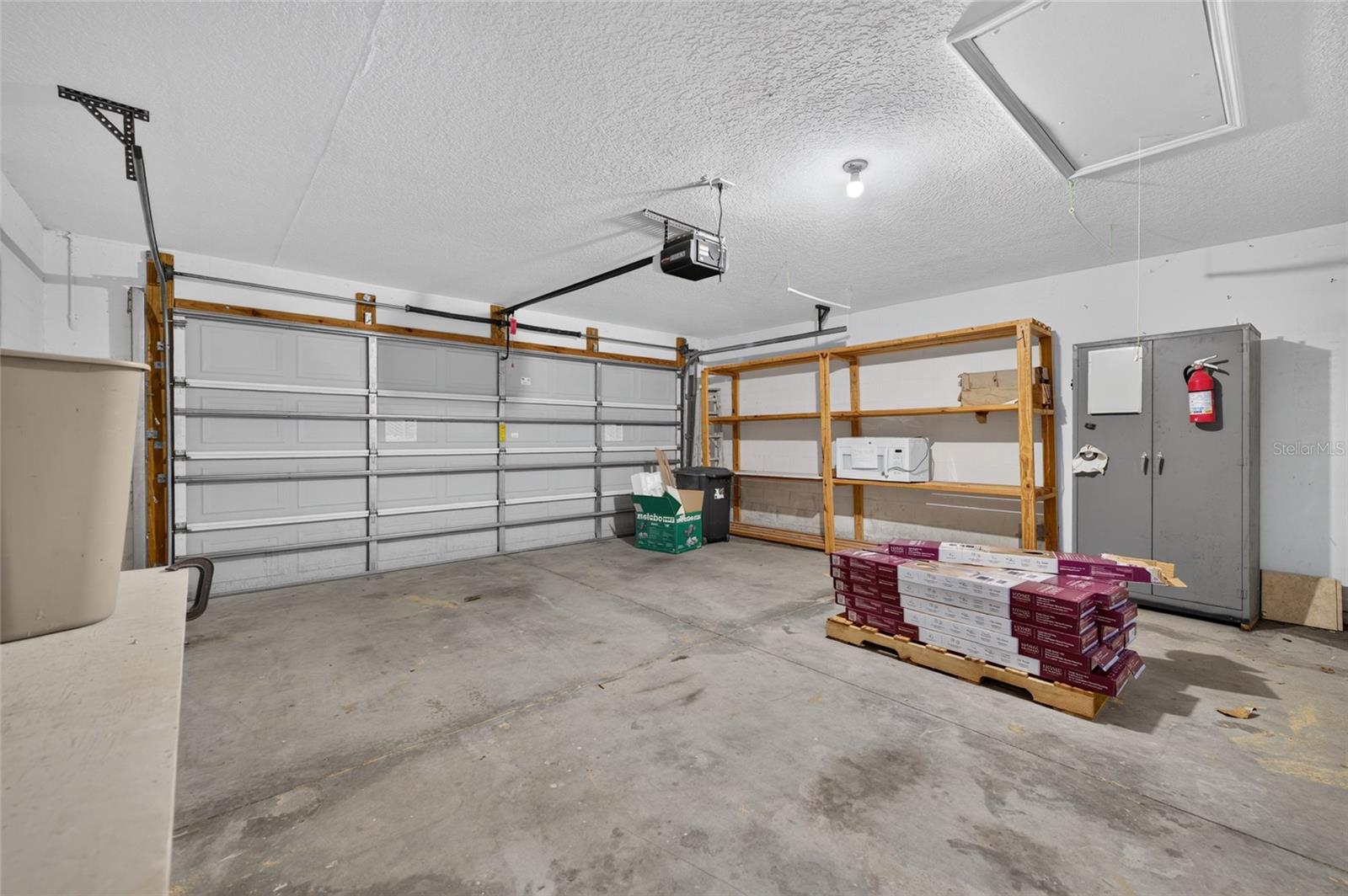 8 Black Water Way Property Photo 21