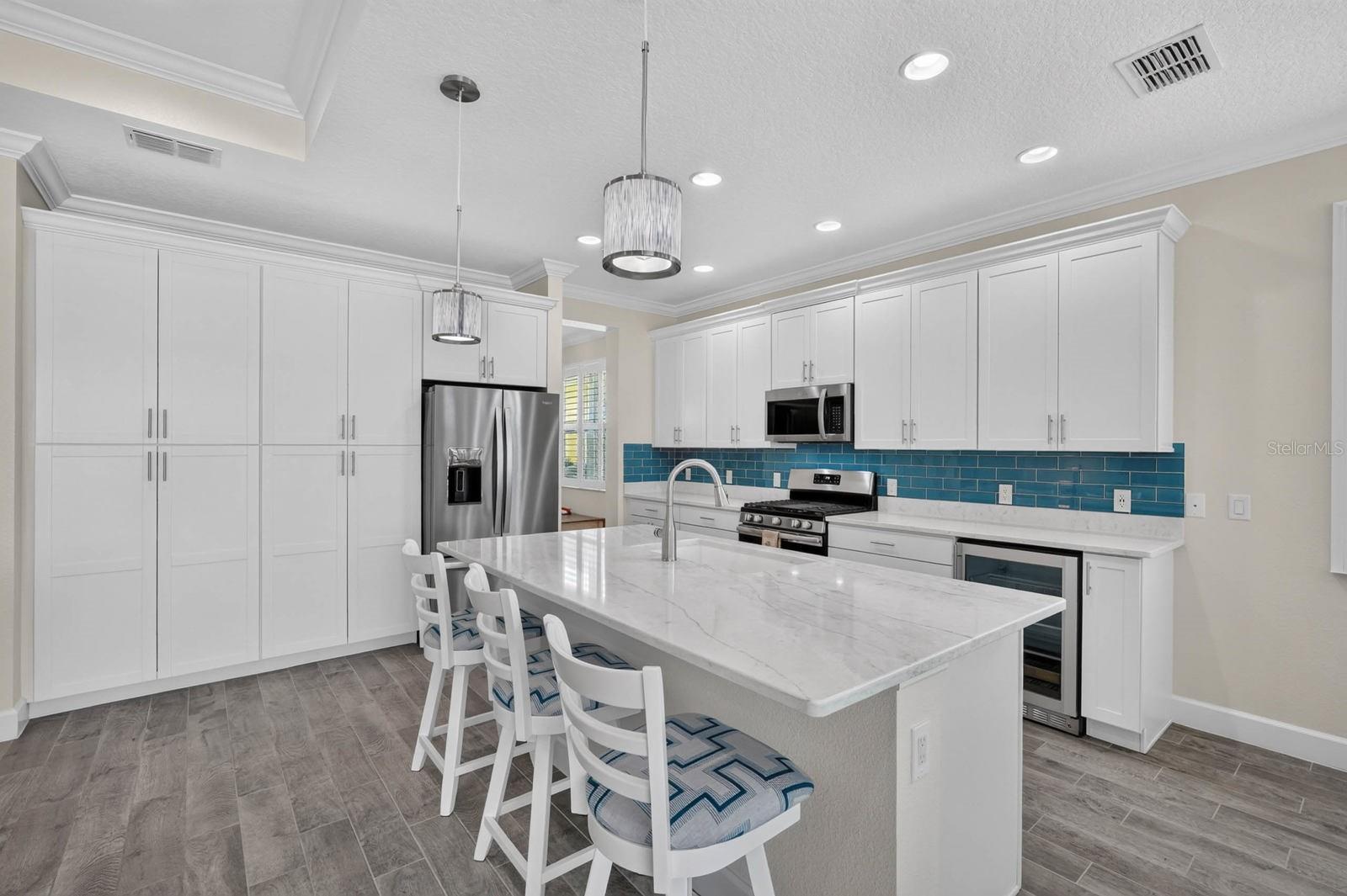 713 Landshark Blvd Property Photo 15