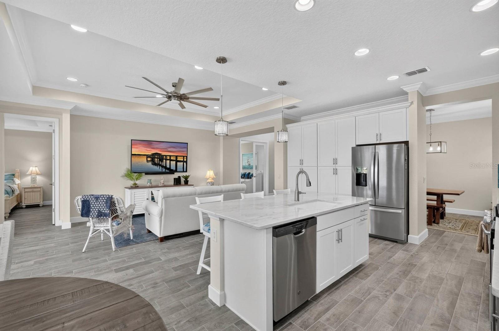 713 Landshark Blvd Property Photo 17