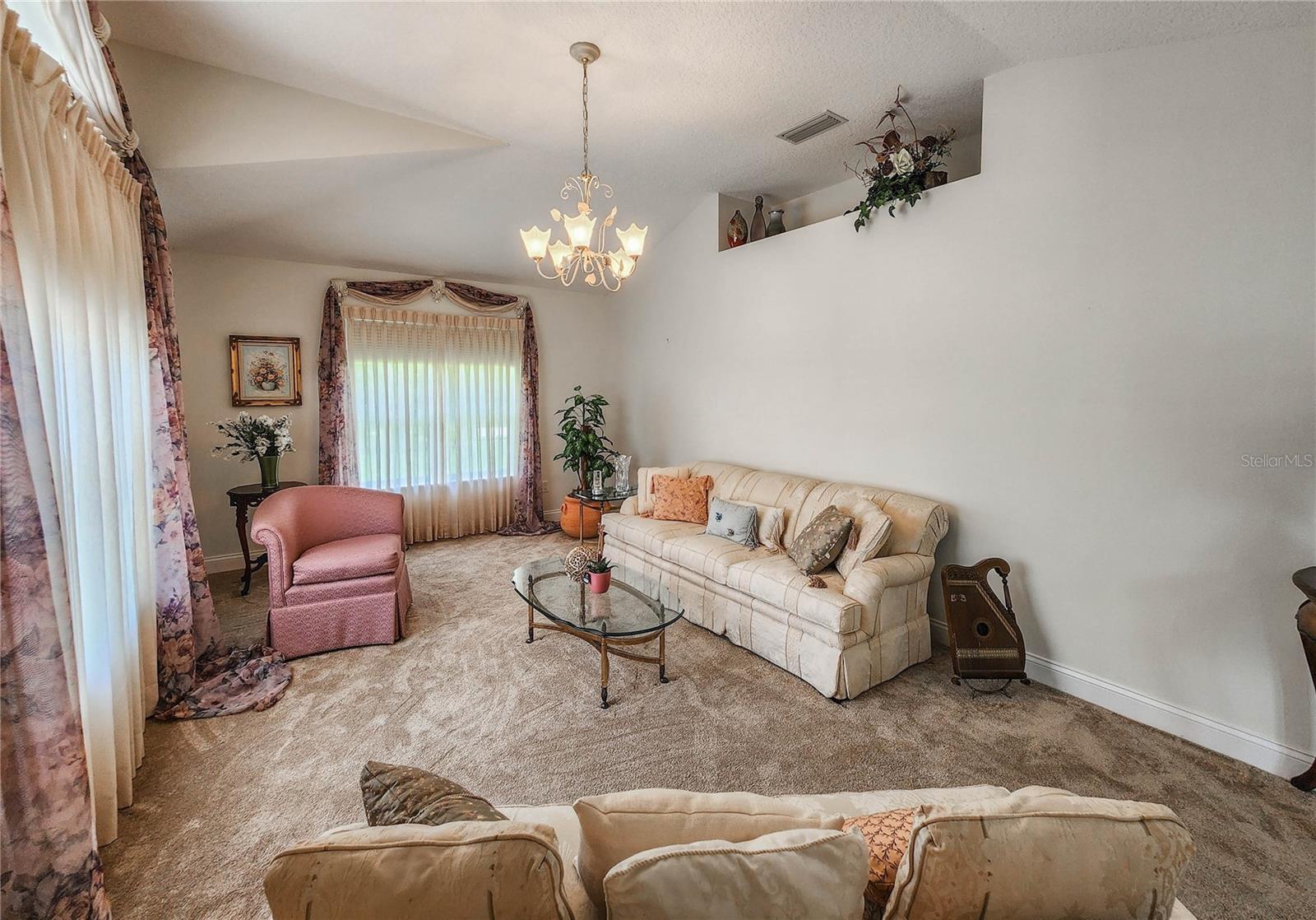 1308 Wicklow Ln Property Photo 13