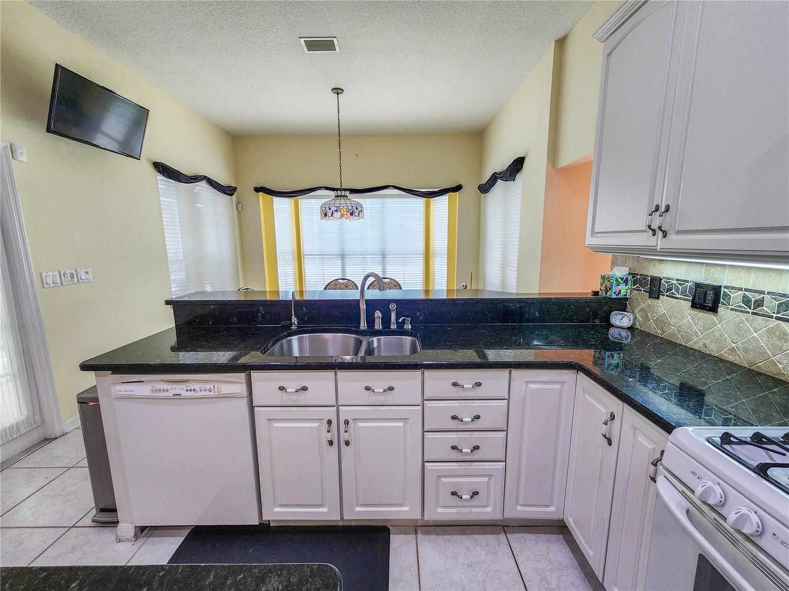 1308 Wicklow Ln Property Photo 22
