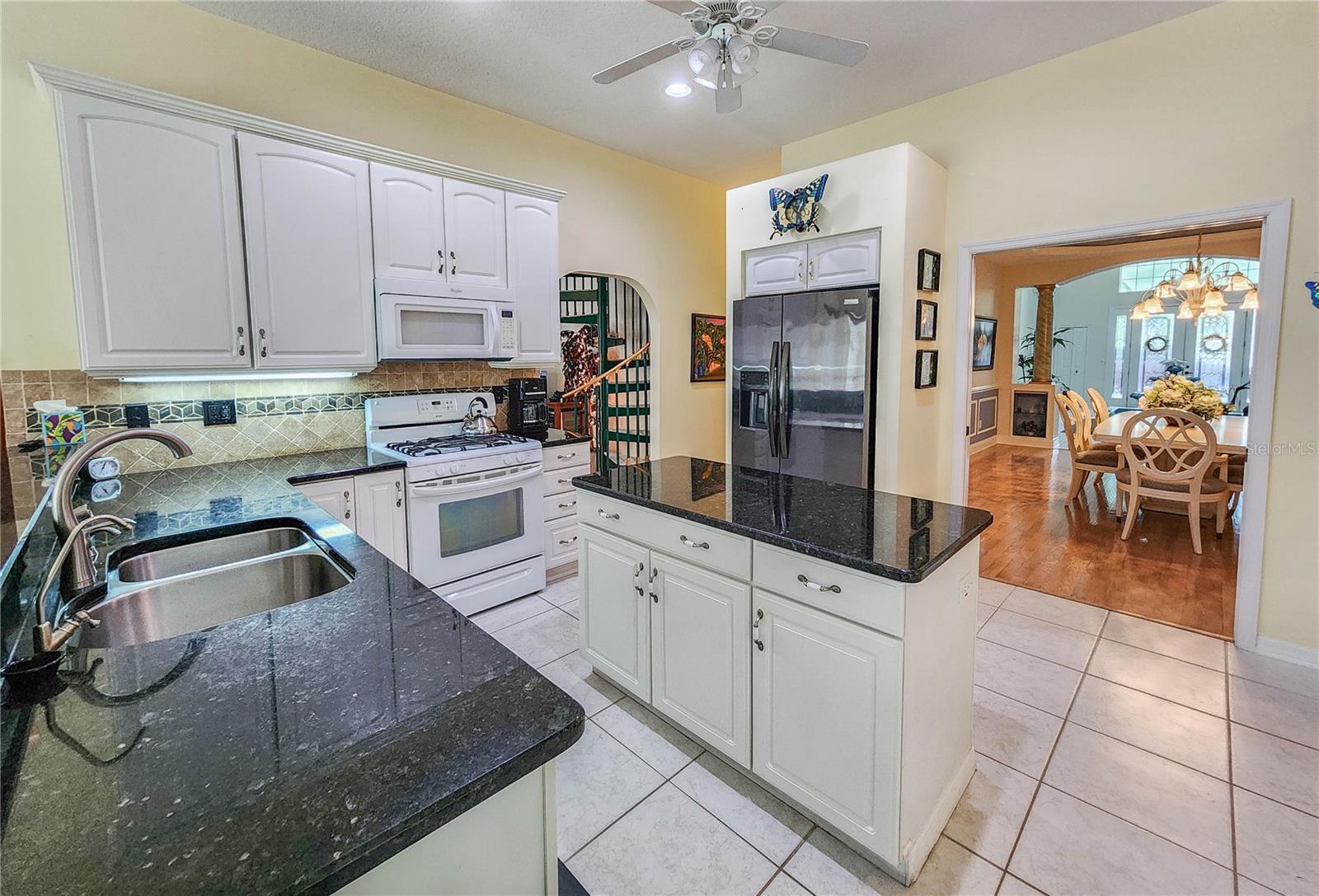 1308 Wicklow Ln Property Photo 25