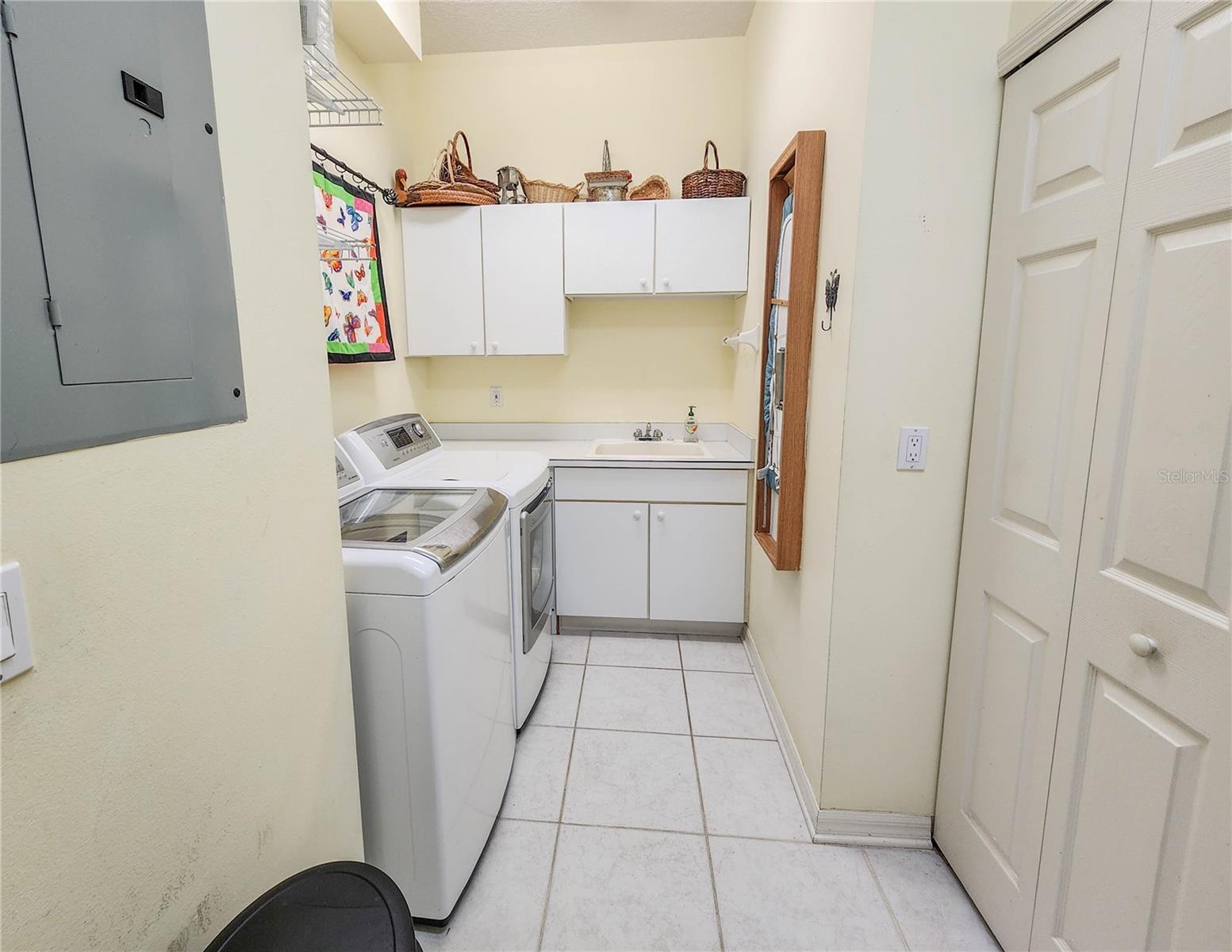 1308 Wicklow Ln Property Photo 33